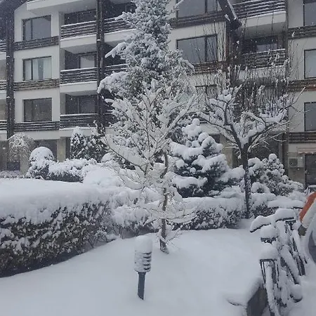 Na Planina Ράζλογκ