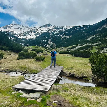 Na Planina Lägenhet Razlog